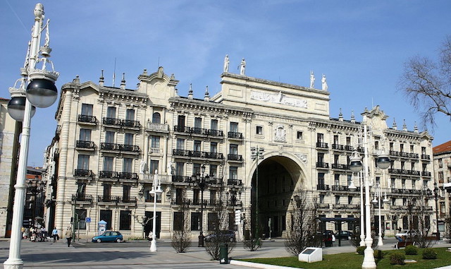 banco-santander-huvudkontor-1024x610