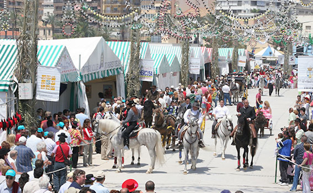 L3Rvb2xzL3Bob3RvYWxidW1fdmlldy9zcGFuaWEvaW1nLzczNzcvbWVkaXVtMS83Mzc3MzQuanBnL0Nyb3AvP3g9MCZ5PTAmd2lkdGg9NTY3JmhlaWdodD0zNTA